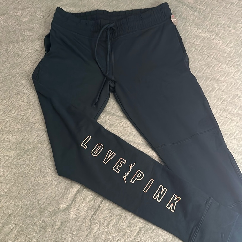 NWT Pink brand size M dark green yoga pants